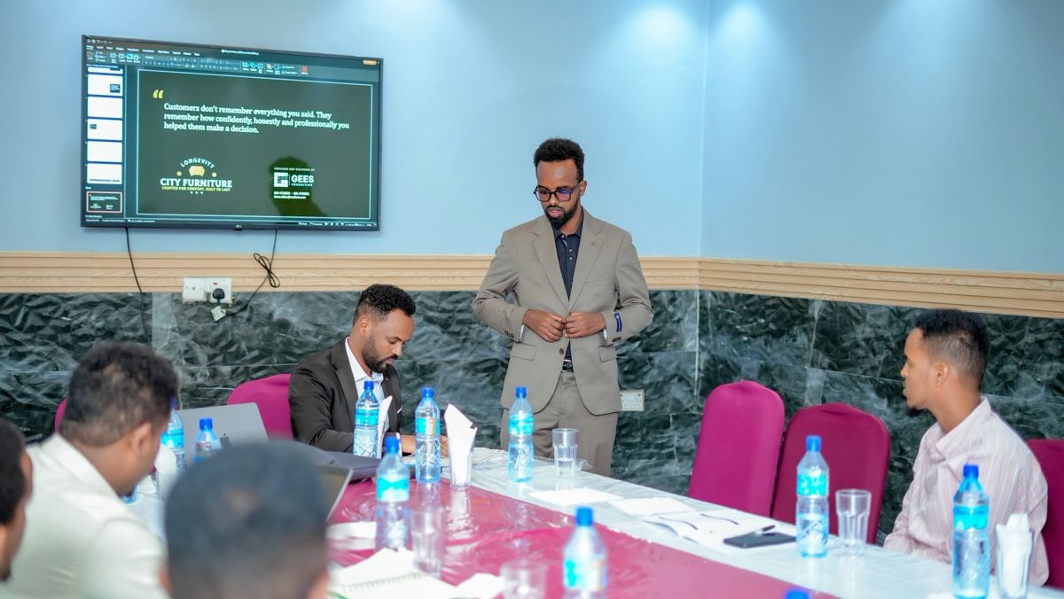 Presenting a sales scenario